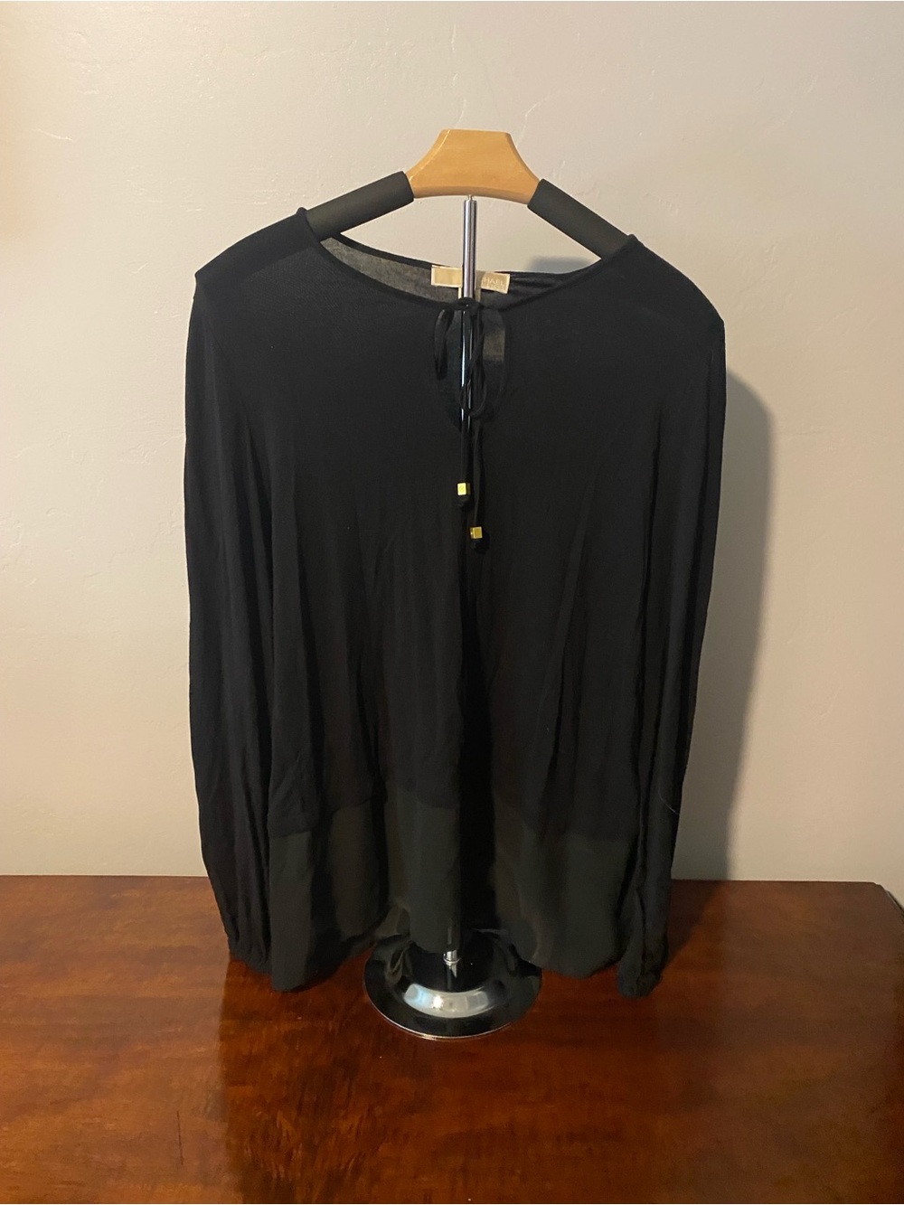 Michael Kors Black Tie-Neck Women's Top Medium